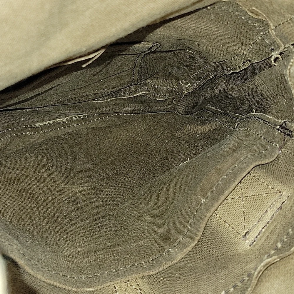 Frost River Duluth Trading Waxed Canvas Roll-Top Crossbody Bag in Olive Green